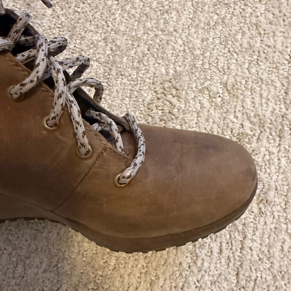 Merrell Women’s Tan Lace Up Wedge Winter/Hiking Ankle Booties Size 8.5 - Picture 13 of 16